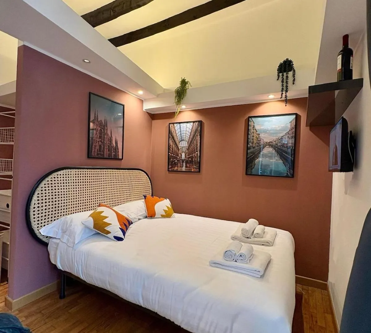 Historic City Center Flat- Duomo 10M-M4 Vetra Apartment Milan