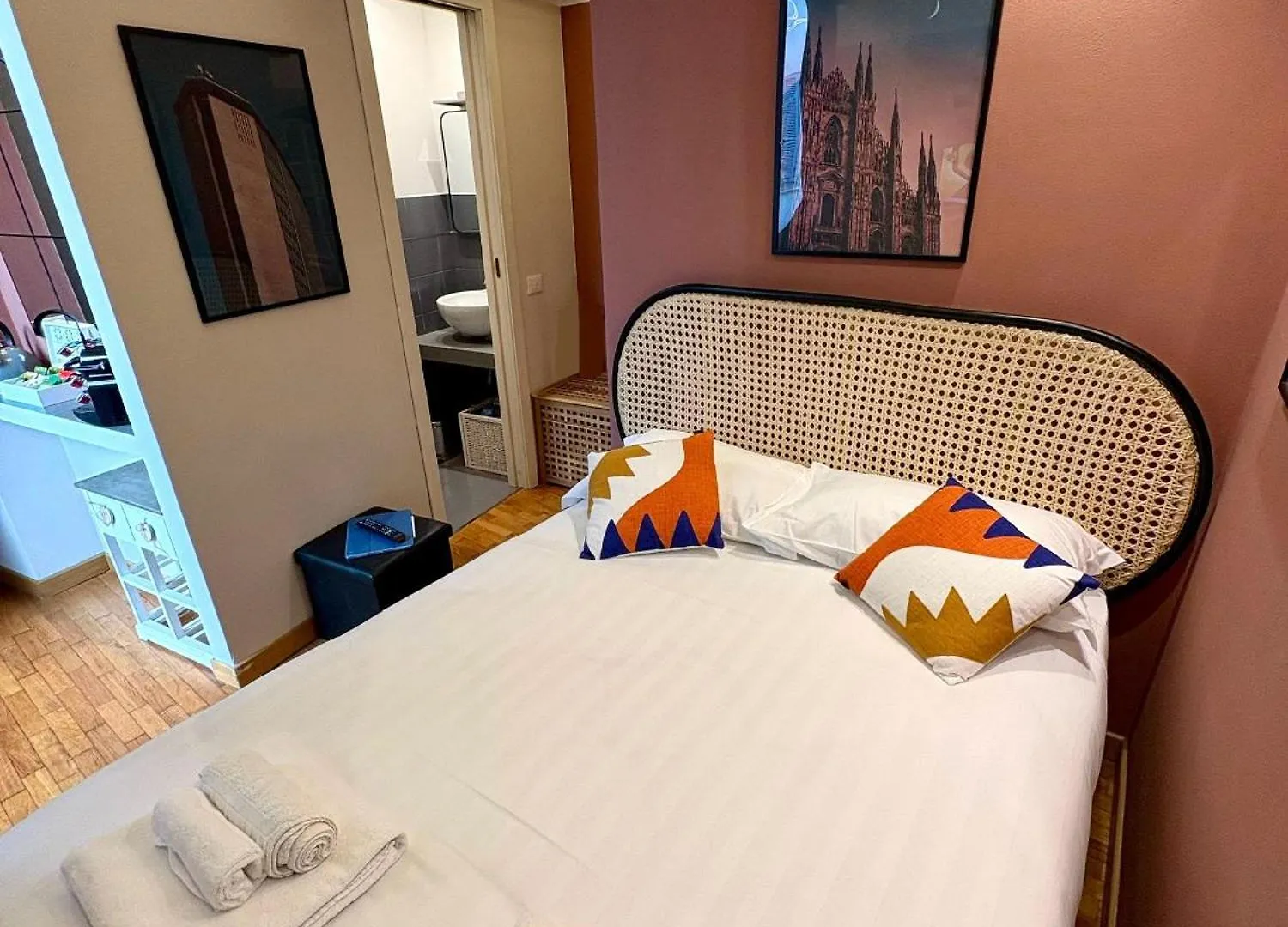Apartment Historic City Center Flat- Duomo 10M-M4 Vetra Italy