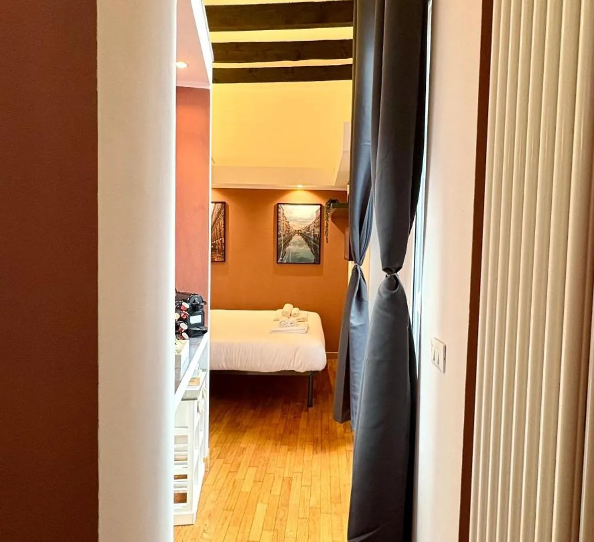 Apartmán Historic City Center Flat- Duomo 10M-M4 Vetra